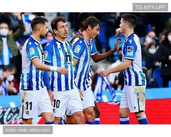 半场数据：布雷斯特vs里昂，双方合计高强度跑动距离已超70公里